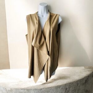 Max Edition women’s vest